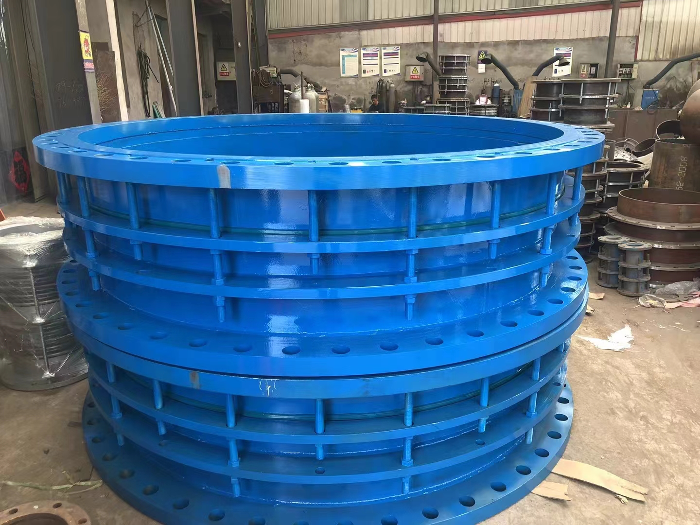 雙法蘭限位伸縮器...